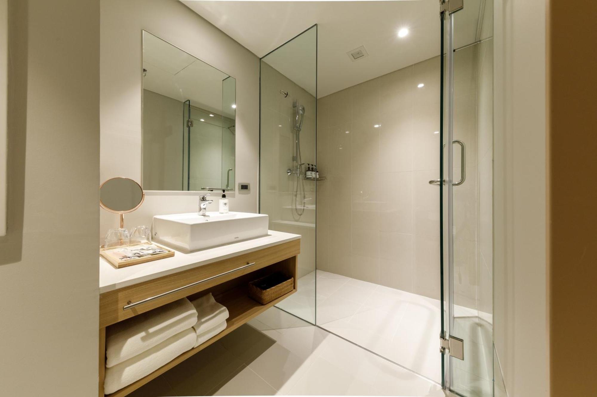 Nishitetsu Hotel Croom Bangkok Silom Екстер'єр фото