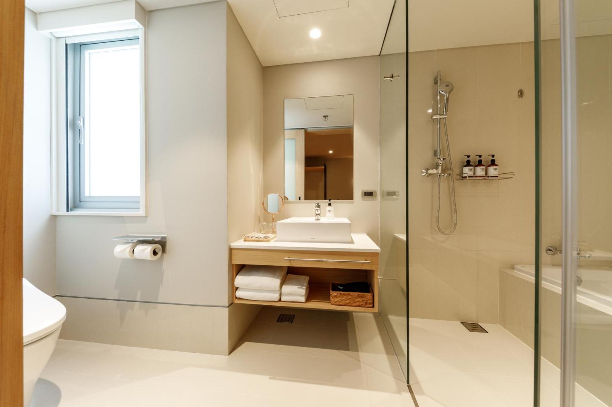 Nishitetsu Hotel Croom Bangkok Silom Екстер'єр фото