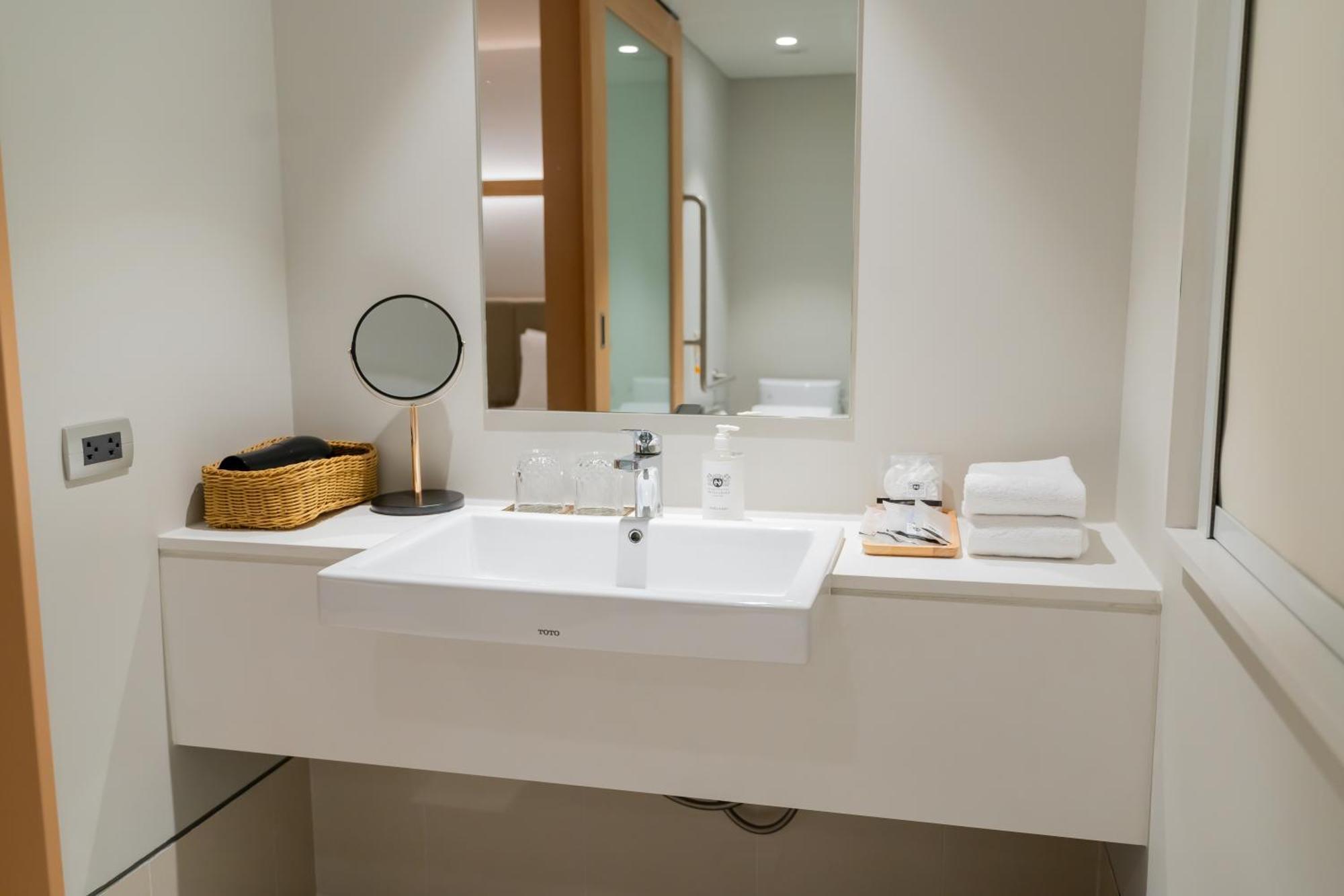 Nishitetsu Hotel Croom Bangkok Silom Екстер'єр фото